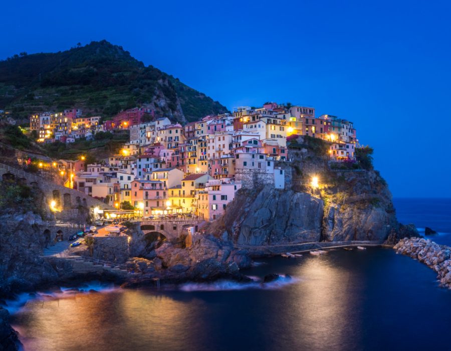 beautiful-view-lights-manarola-village-cinque-terre-italy